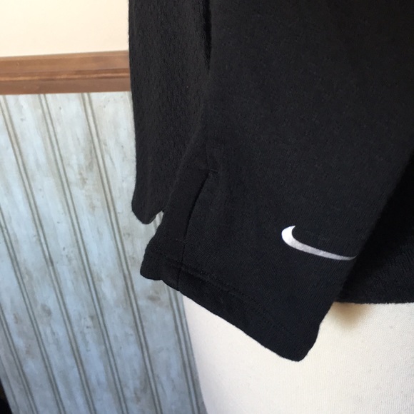 Nike Dri-Fit cropped sweater - Picture 3 of 6